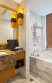 Туры в отель Wan Tsui Tong Riverside Hotel