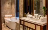 Туры в отель HUALUXE Hotels and Resorts SUZHOU BAY HOT SPRING RESORT BY IHG