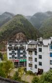 Туры в отель Floral Lux Hotel Hot Crossing Yuelan Hills Lodge