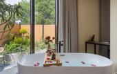 Туры в отель Shanghai ·  Gu Village Resort Estate