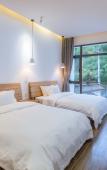 Туры в отель Floral Hotel · Yi Jia Mogan Mountain hotel