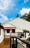 Туры в отель Floral Hotel · Yixing Lake Father Holds Hometown Hotel