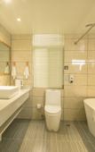 Туры в отель Floral Hotel · Yixing Lake Father Holds Hometown Hotel