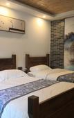 Туры в отель Floral Hotel · Mountain Whisper Hotel(Shennongjia Wooden fish store)
