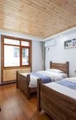 Туры в отель Floral Hotel · Mountain Whisper Hotel(Shennongjia Wooden fish store)