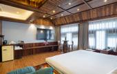 Туры в отель Floral Hotel·Wuyi Shandu Ancient Ship Wood Hot Spring Hotel