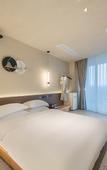 Туры в отель Floral Hotel·Wuyi Shandu Ancient Ship Wood Hot Spring Hotel