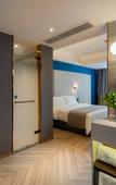 Туры в отель LANOU Hotel (Feng County Zhongyang Dadao)