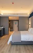 Туры в отель LANOU Hotel (Feng County Zhongyang Dadao)