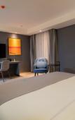 Туры в отель LANOU Hotel (Feng County Zhongyang Dadao)
