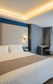 Туры в отель LANOU Hotel (Feng County Zhongyang Dadao)