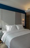 Туры в отель LANOU Hotel (Feng County Zhongyang Dadao)