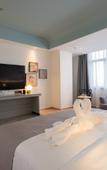Туры в отель LANOU Hotel (Feng County Zhongyang Dadao)