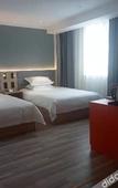 Туры в отель Jinjiang Inn Select (Zhengzhou middle school store)