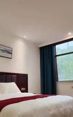 Туры в отель QIANNA HOTEL GLORIOUS (Laojun Mountain Yunjing Cableway)