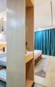 Туры в отель Elong Deluxe International Hotel (Tiantai Mountain High-speed Railway Station)