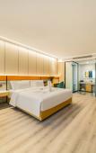 Туры в отель Zhuji Boya Hotel (Honghui Fortune Building Dianchi Middle School)