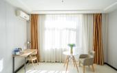 Туры в отель Home Inn's Huayi Select Hotel (Fushun Railway Station & Central Hospital)
