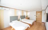 Туры в отель Home Inn's Huayi Select Hotel (Fushun Railway Station & Central Hospital)