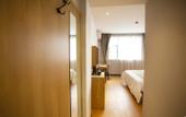 Туры в отель GreenTree Inn Hotel (Xiaoyi Wanda Plaza Railway Station)
