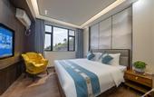 Туры в отель Floral Hotel· Wuyi Mountain Chayan Yueshe Hotel(Dachake Tourist Resort Ecological Zone)