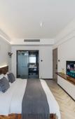 Туры в отель Floral Hotel  · Xiapu moonlight pickup B & B