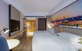 Туры в отель Vienna International Hotel (Kunming Xinluoshiwan South Bus and Subway Station)