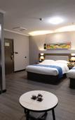 Туры в отель Rujia Huayi Selected Hotel (Qingdao Jimo Ancient City Baolong Square Store)