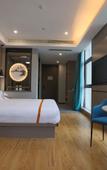 Туры в отель Yiju Life Hotel (Ningbo Dongbu Xincheng International Convention Center)