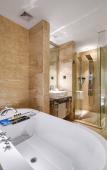 Туры в отель Rezen Select Hotel (Taizhou Linhai Duqiao Baolong Square)