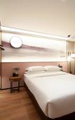 Туры в отель Stranger Light House Hotel (Yantai Laizhou Culture West Street Branch)