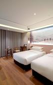 Туры в отель Stranger Light House Hotel (Yantai Laizhou Culture West Street Branch)