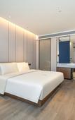 Туры в отель Atour Hotel Taizhou Linhai Toumen Port New District Jili Square