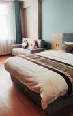 Туры в отель De Linwei Business Hotel (NCEC and University Town store)