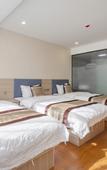 Туры в отель De Linwei Business Hotel (NCEC and University Town store)