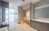Туры в отель Nanchang Chaoyang Bridge West Lake Wanda Atour Hotel