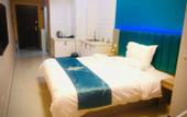 Туры в отель Corner Hotel