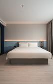 Туры в отель Jinan Old Commercial Port Jingsan Road Light Residence Hotel