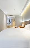 Туры в отель GreenTree Inn Smart Choice Hotel (Shanghai Songjiang University City Wuyue Plaza Stor)