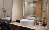 Туры в отель Homeinn Plus Hotel (Rongcheng Chengshan Avenue Cherry Lake)