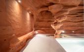 Туры в отель Floating Hideaway Mountain Stone Stream Hotel