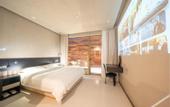 Туры в отель Floating Hideaway Mountain Stone Stream Hotel