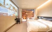 Туры в отель Floating Hideaway Mountain Stone Stream Hotel