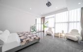 Туры в отель Floral Hotel·Dujiangyan Irrigation Project Puruna parent-child holiday Hotel