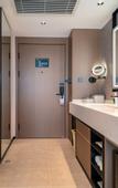 Туры в отель Changchun Jingyuetan Park Nongboyuan Metro Station Atour Hotel