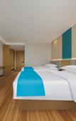 Туры в отель Gefei Hotel (North South Fruit Market Store at Haikou High Speed Railway East Station)