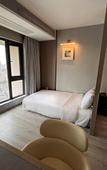 Туры в отель Kuanrong Suites Hotel (Liangjiang love sea shopping park)