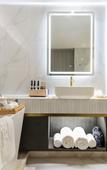 Туры в отель Kuanrong Suites Hotel (Liangjiang love sea shopping park)