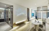 Туры в отель Kuanrong Suites Hotel (Liangjiang love sea shopping park)