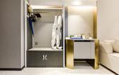 Туры в отель Kuanrong Suites Hotel (Liangjiang love sea shopping park)